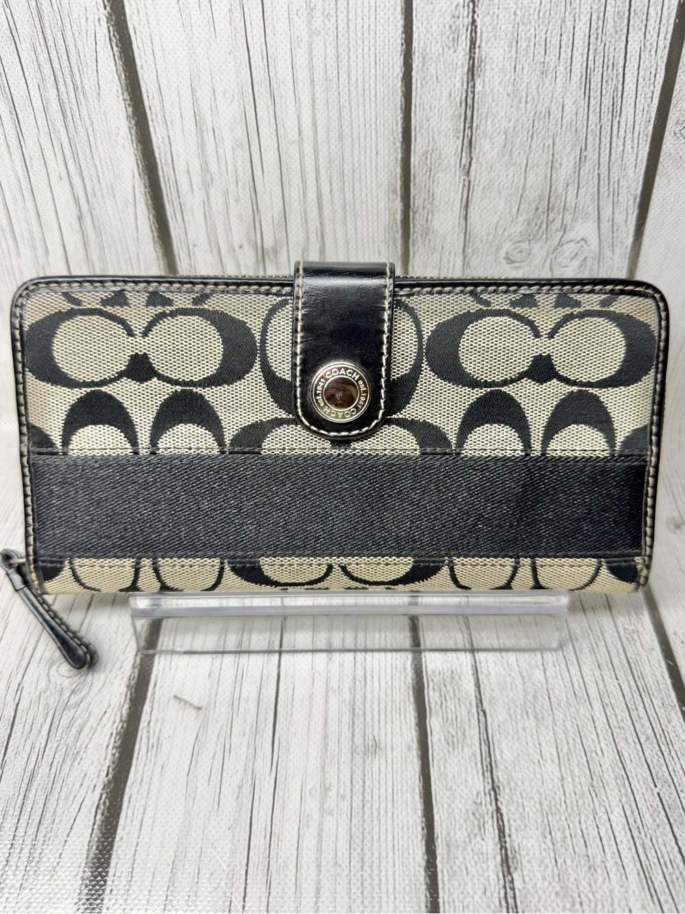 PRE LOVED Vintage Coach Signature Jacquard Canvas Wallet